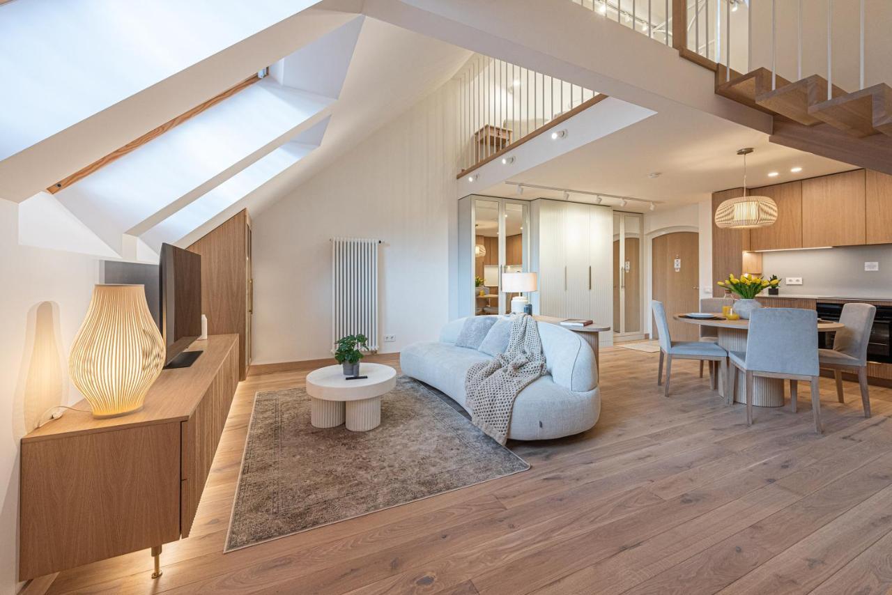 Cohost I Premium Residences I On The Historic Pilies Street I Self Check-in Apartment Wilna