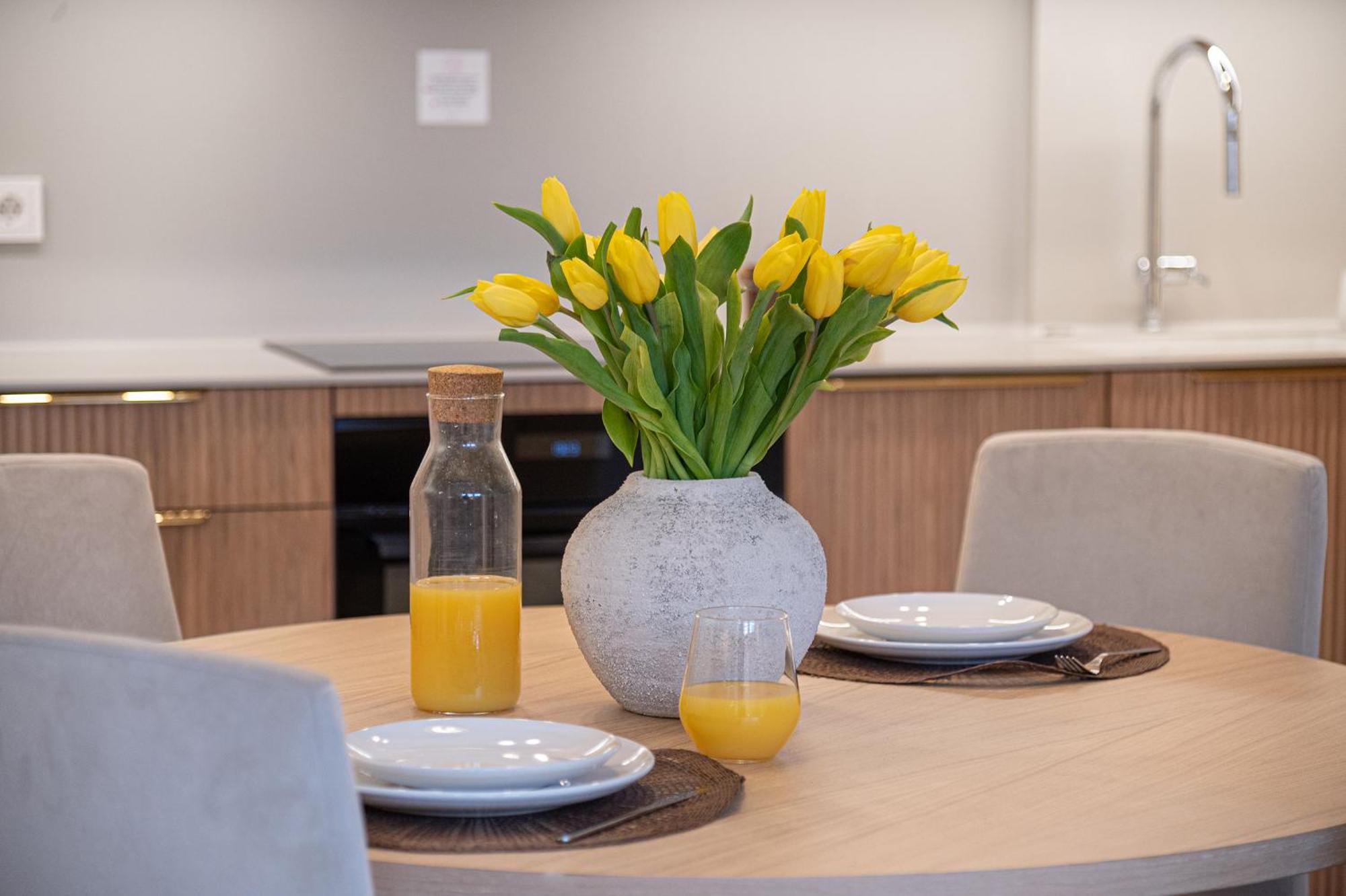 Apartment Cohost I Premium Residences I On The Historic Pilies Street I Self Check-in *